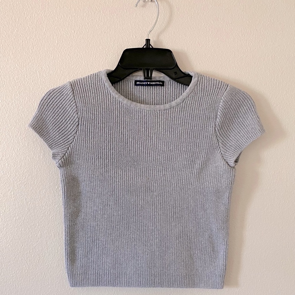 BM gray sweater